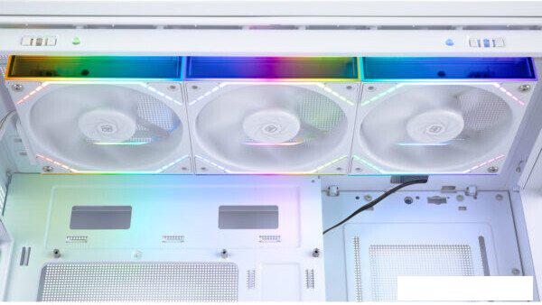 Комплект вентиляторов для корпуса Thermalright TL-M12QW X3 (белый)