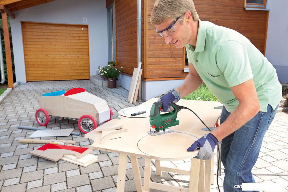 Электролобзик Bosch PST 700 E (06033A0020)
