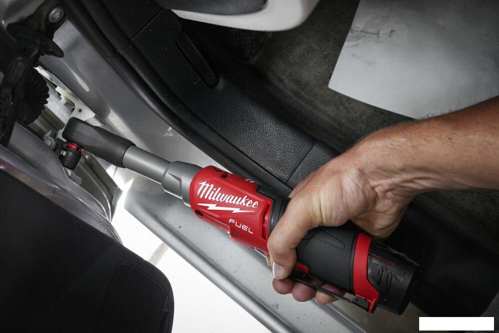 Трещотка Milwaukee M12 FUEL M12FHIR14LR-0 4933480790 (без АКБ)