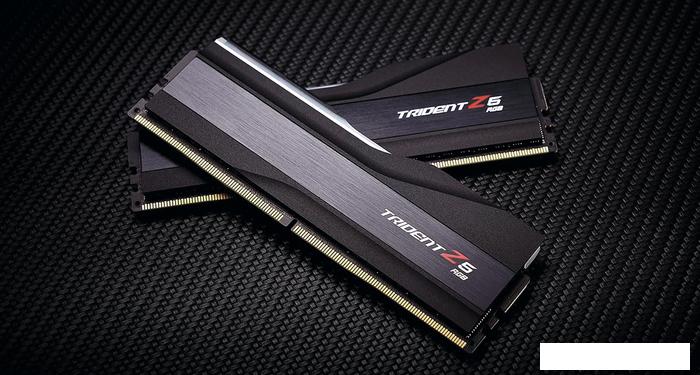 Оперативная память G.Skill Trident Z5 RGB 2x32ГБ DDR5 6000 МГц F5-6000J3238G32GX2-TZ5RK