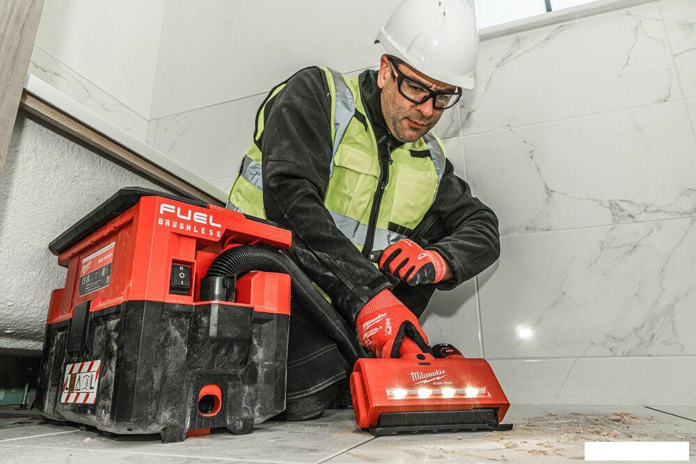 Насадка для ковра Milwaukee M12 AIR-TIP M12AUN-0 4932479461 (без АКБ)