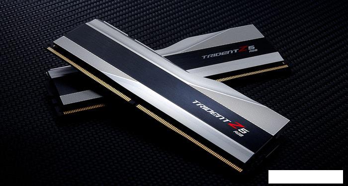Оперативная память G.Skill Trident Z5 RGB 2x32ГБ DDR5 6400МГц F5-6400J3239G32GX2-TZ5RS