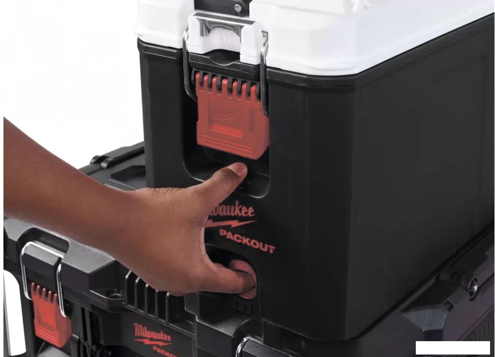 Кейс Milwaukee Packout Hardcooler 4932471722