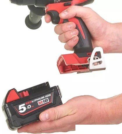 Дрель-шуруповерт Milwaukee M18 BLDD2-502X 4933464515 (с 2-мя АКБ, кейс)