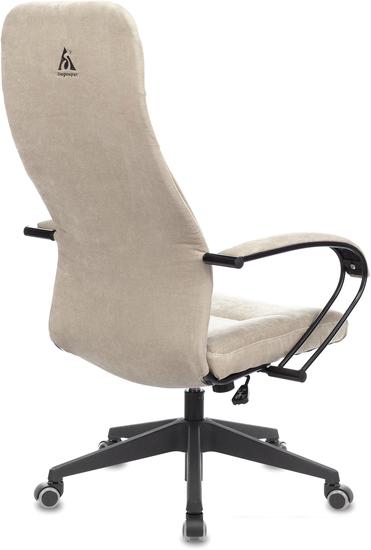 Офисное кресло Бюрократ CH-608Fabric (песочный)