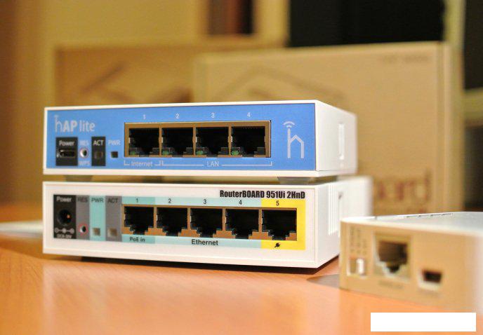 Wi-Fi роутер Mikrotik hAP lite (RB941-2nD)
