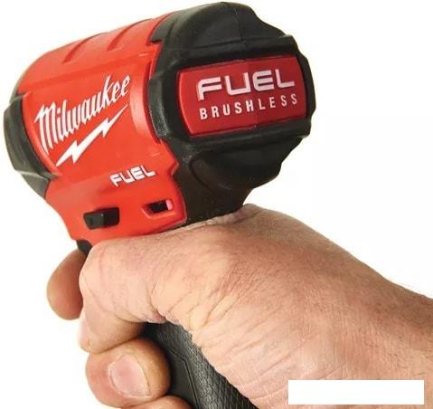 Винтоверт Milwaukee M18 FQID-0X FUEL 4933459187 (без АКБ, кейс)