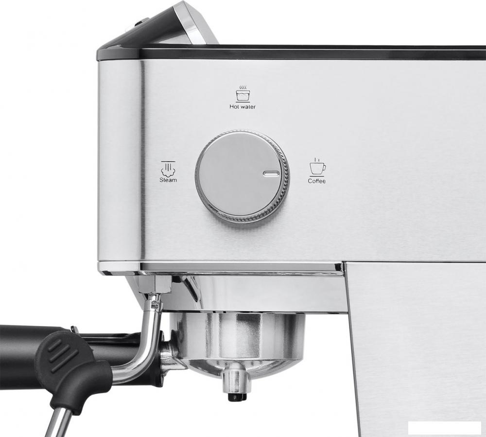 Рожковая кофеварка BBK BCM1501