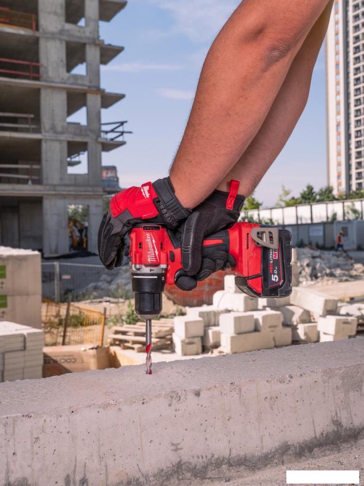 Ударная дрель-шуруповерт Milwaukee M18 BLPDRC-402C 4933492824 (с 2-мя АКБ 4 Ач, кейс)