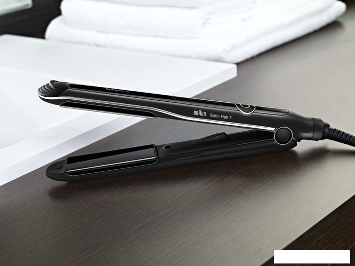 Выпрямитель Braun ST 780 Satin-Hair 7 SensoCare