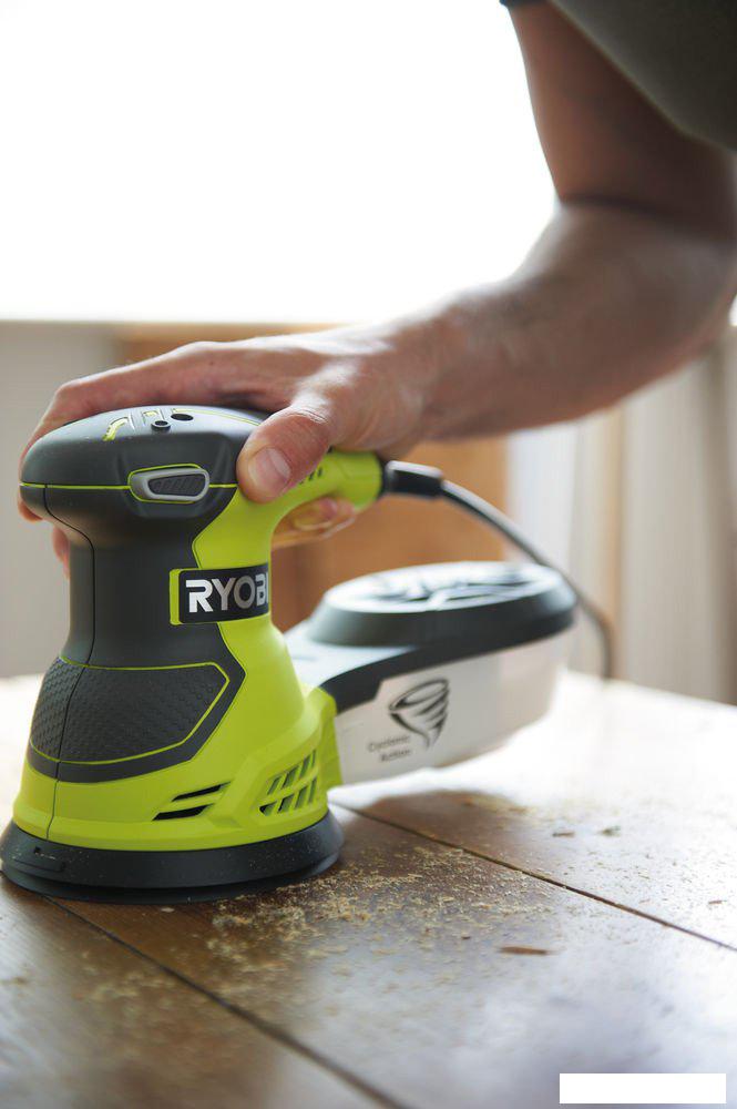 Эксцентриковая шлифмашина Ryobi ROS300A