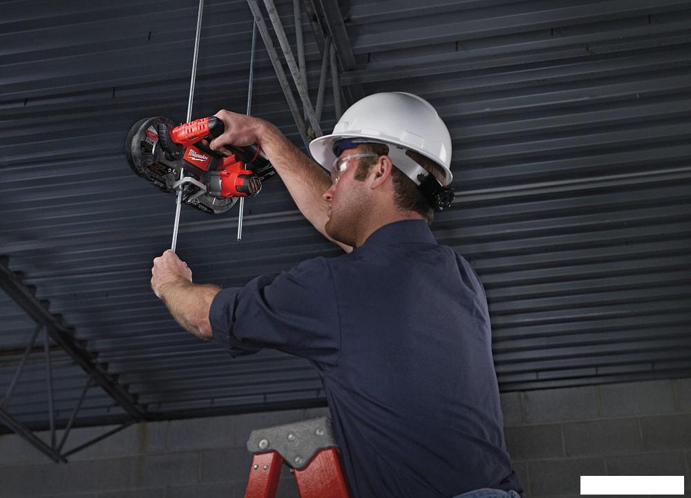 Ленточная пила Milwaukee M12 BS-0 4933431310 (без АКБ)