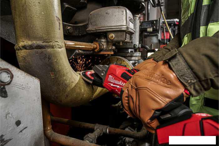 Угловая шлифмашина Milwaukee M18 Fuel FSAGF125XB-0X 4933478438 (без АКБ, кейс)