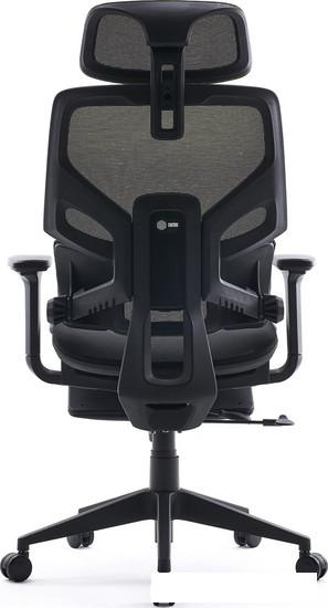 Офисное кресло CACTUS CS-CHR-MC01-LGNBK (черный/салатовый)