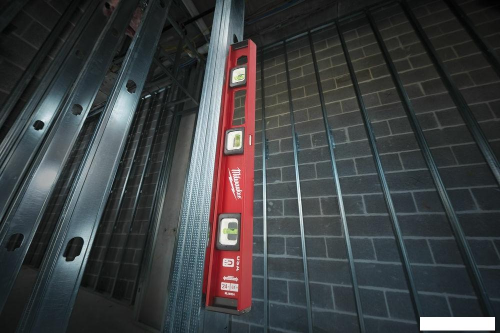 Уровень строительный Milwaukee I-Beam магнитный 4932478565