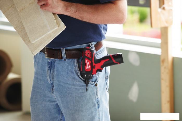 Винтоверт Milwaukee M12 M12BD-0 4933441910 (без АКБ)