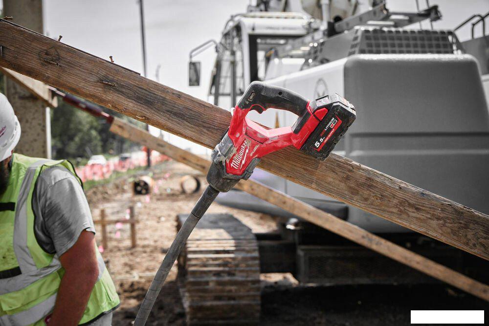 Вибратор глубинный Milwaukee M18 FUEL M18FCVN24-0 4933479599 (без АКБ)
