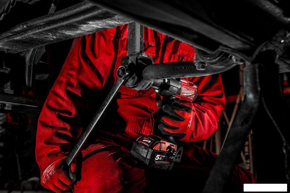 Гайковерт Milwaukee M18 FUEL M18FMTIW2F12-0 4933498057 (без АКБ)