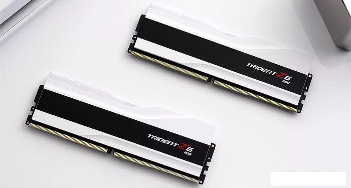 Оперативная память G.Skill Trident Z5 RGB 2x16ГБ DDR5 6000МГц F5-6000J3238F16GX2-TZ5RW