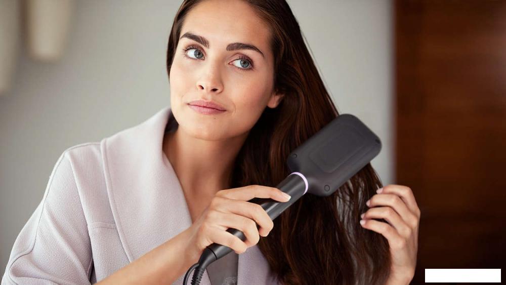 Щетка-выпрямитель Philips BHH880/00
