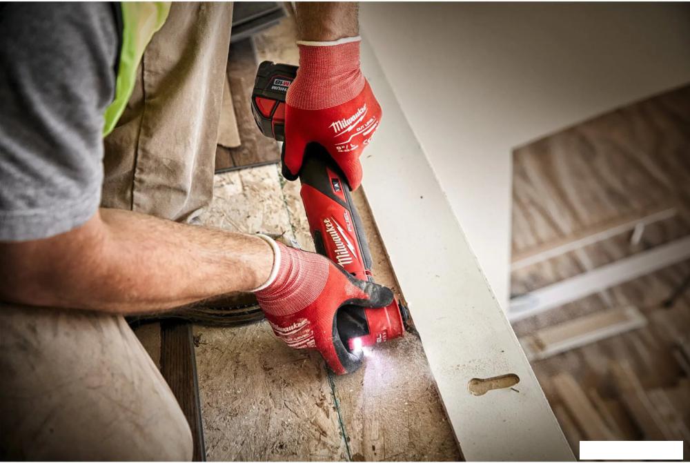 Реноватор Milwaukee M18 FMTMC-502X 4933499454 (с 2-мя АКБ, кейс)