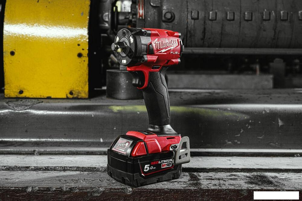 Гайковерт Milwaukee M18 FUEL M18FIW2F12-0 4933498058 (без АКБ)