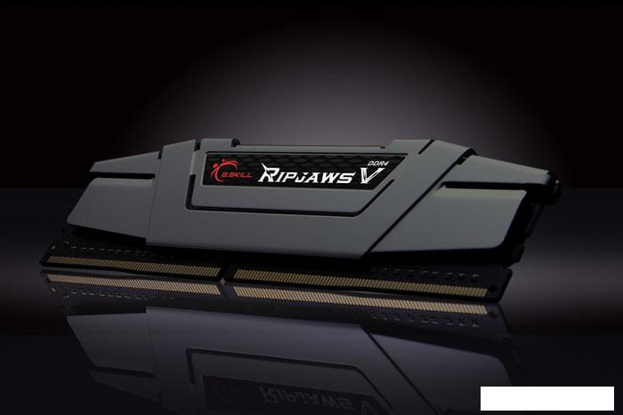 Оперативная память G.Skill Ripjaws V 2x16GB DDR4 PC4-32000 F4-4000C18D-32GVK