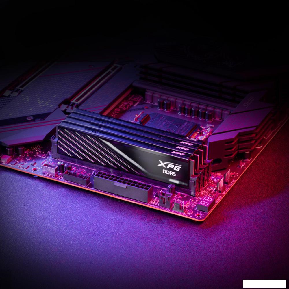 Оперативная память ADATA XPG Lancer Blade 2x16ГБ DDR5 6000 МГц AX5U6000C4816G-DTLABBK