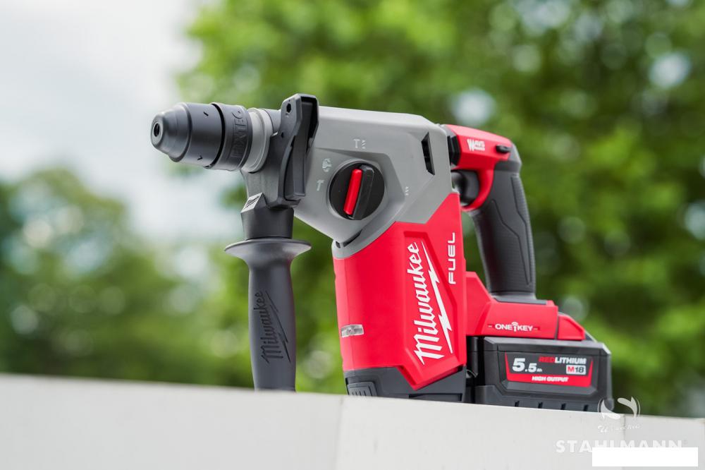 Перфоратор Milwaukee M18 FUEL M18ONEFHX-552X 4933478504 (с 2-мя АКБ, кейс)