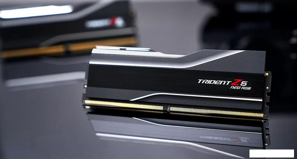 Оперативная память G.Skill Trident Z5 Neo RGB 2x16ГБ DDR5 6400МГц F5-6400J3239G16GX2-TZ5NR