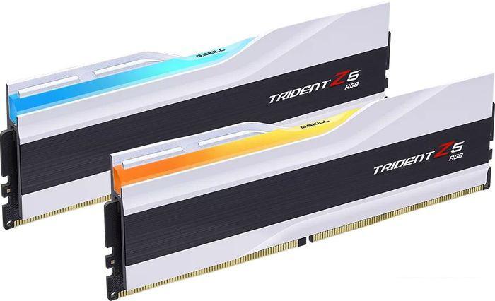 Оперативная память G.Skill Trident Z5 RGB 2x32ГБ DDR5 6400МГц F5-6400J3239G32GX2-TZ5RW