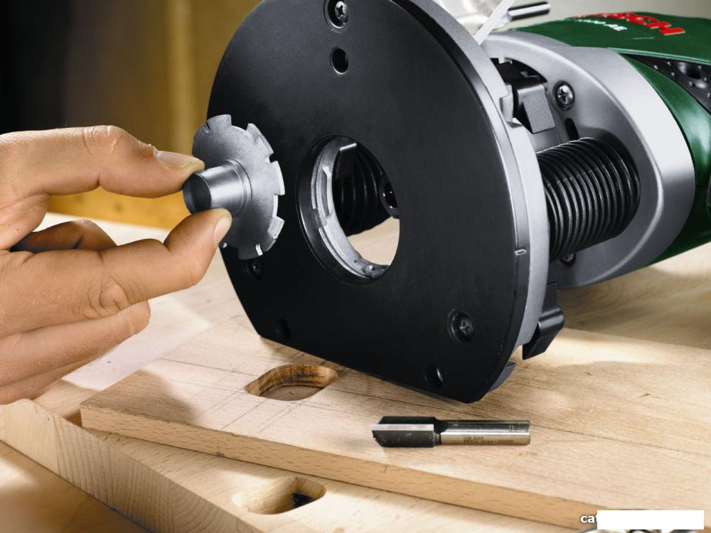 Вертикальный фрезер Bosch POF 1200 AE (060326A100)