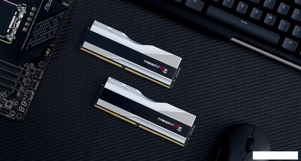 Оперативная память G.Skill Trident Z5 RGB 2x32ГБ DDR5 6000МГц F5-6000J3238G32GX2-TZ5RS