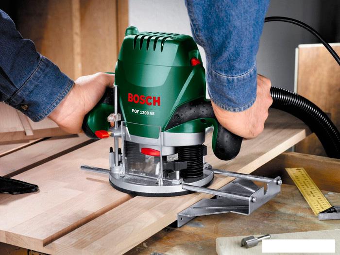 Вертикальный фрезер Bosch POF 1200 AE (060326A100)