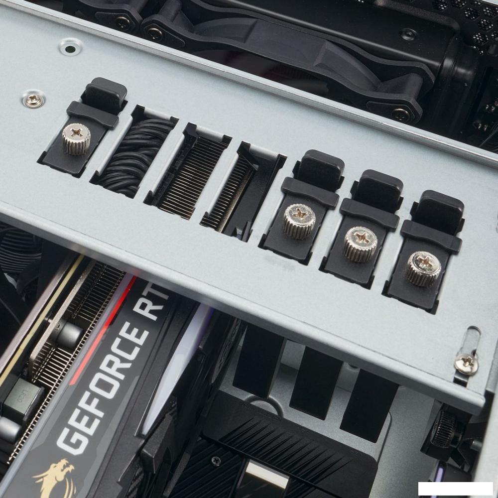 Корпуса SilverStone RM44