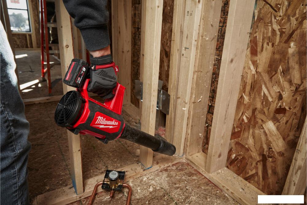 Ручная воздуходувка Milwaukee M12 BBL-0 4933472214 (без АКБ)
