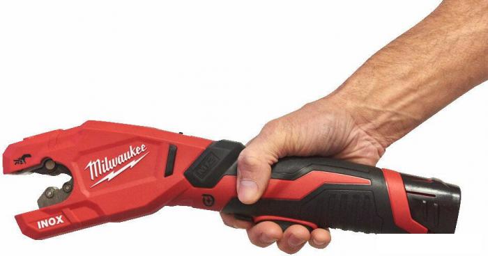 Труборез Milwaukee M12 PCSS-202C 4933479242 (с 2-мя АКБ, кейс)