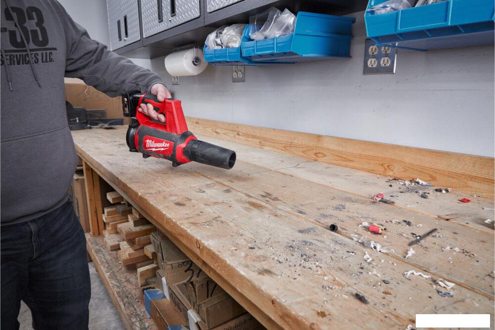 Ручная воздуходувка Milwaukee M12 BBL-0 4933472214 (без АКБ)