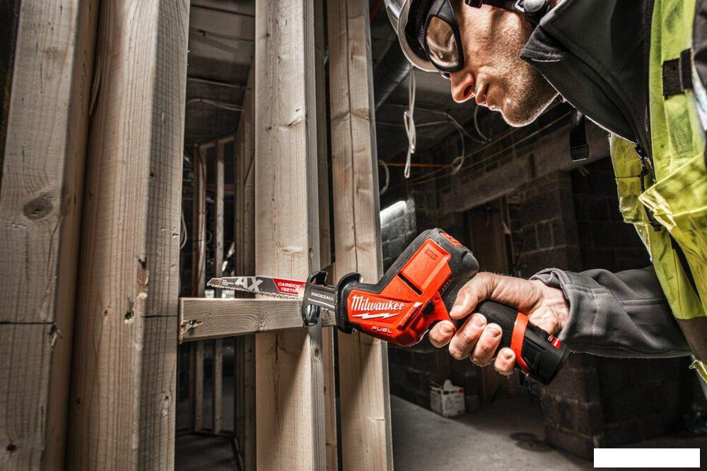 Аккумулятор Milwaukee M12 M12HB2.5 4932480164 (12В/2.5 Ач)