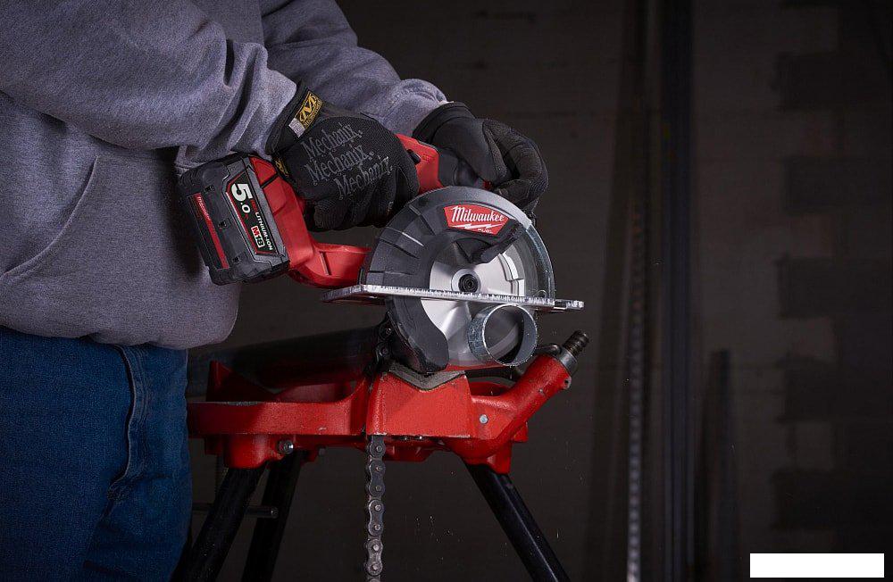Дисковая (циркулярная) пила Milwaukee Fuel M18 FMCS-0X (без АКБ)