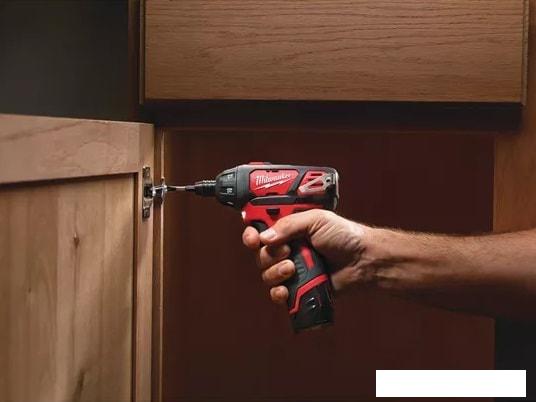 Винтоверт Milwaukee M12 BSD-0 4933447135 (без АКБ)