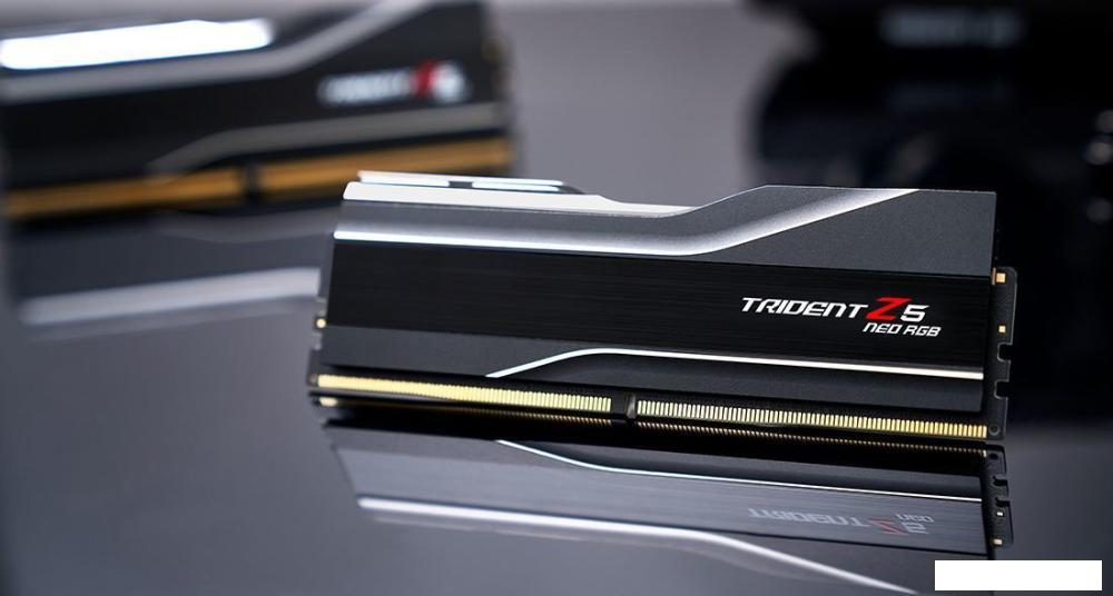 Оперативная память G.Skill Trident Z5 Neo RGB 4x64ГБ DDR5 6000 МГц F5-6000J3644D64GX4-TZ5NR