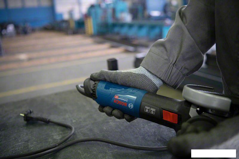 Угловая шлифмашина Bosch GWS 17-125 S Professional 06017D0300