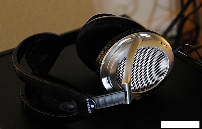 Наушники KOSS UR40
