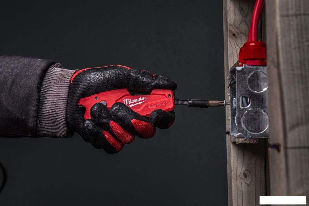 Нож строительный Milwaukee 4932478559