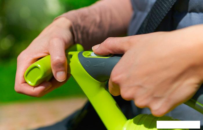 Ручная воздуходувка Ryobi RBV3000CSV
