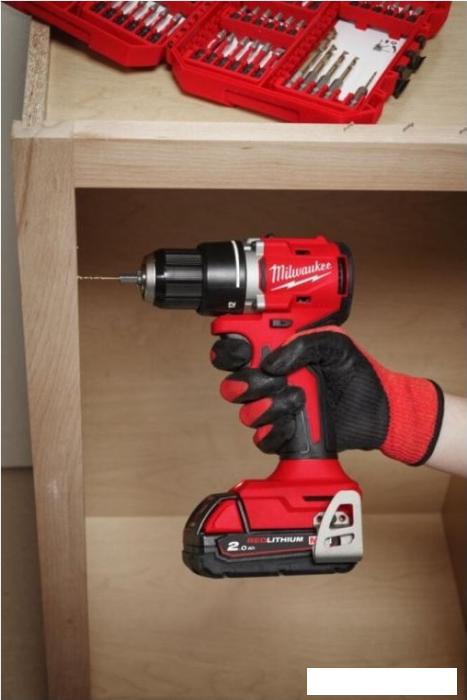 Дрель-шуруповерт Milwaukee M18 M18BLDDRC-0X 4933492832 (без АКБ, кейс)