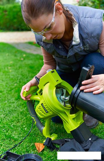 Ручная воздуходувка Ryobi RBV3000CSV