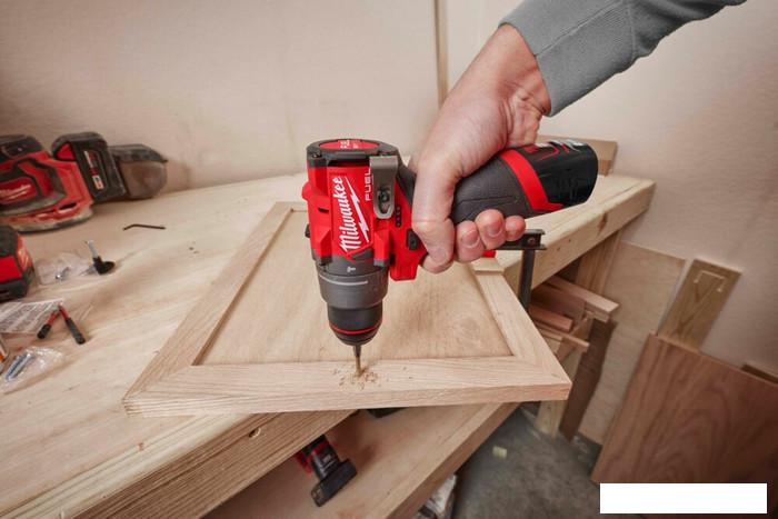 Ударная дрель-шуруповерт Milwaukee M12 FUEL M12FPD2-202X 4933479868 (с 2-мя АКБ 2 Ач, кейс)