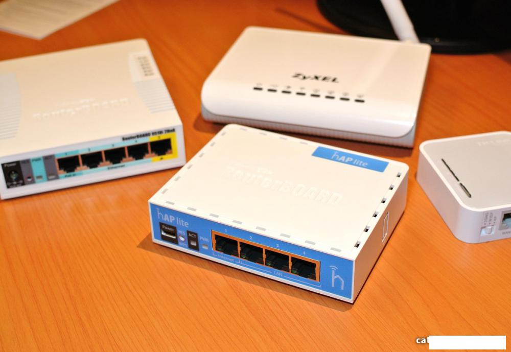 Wi-Fi роутер Mikrotik hAP lite (RB941-2nD)